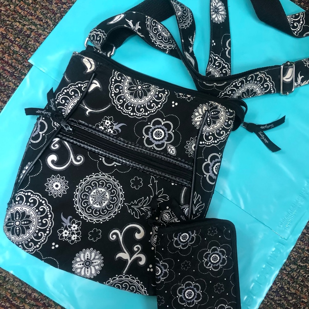 Thirty One Crossbody Purse & wallet